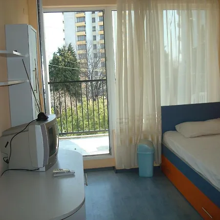 Guest Lada 1 Guest house 2*
