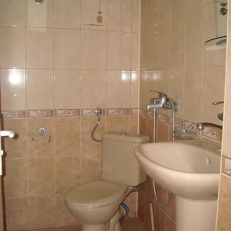 Guest Lada 1 Guest house